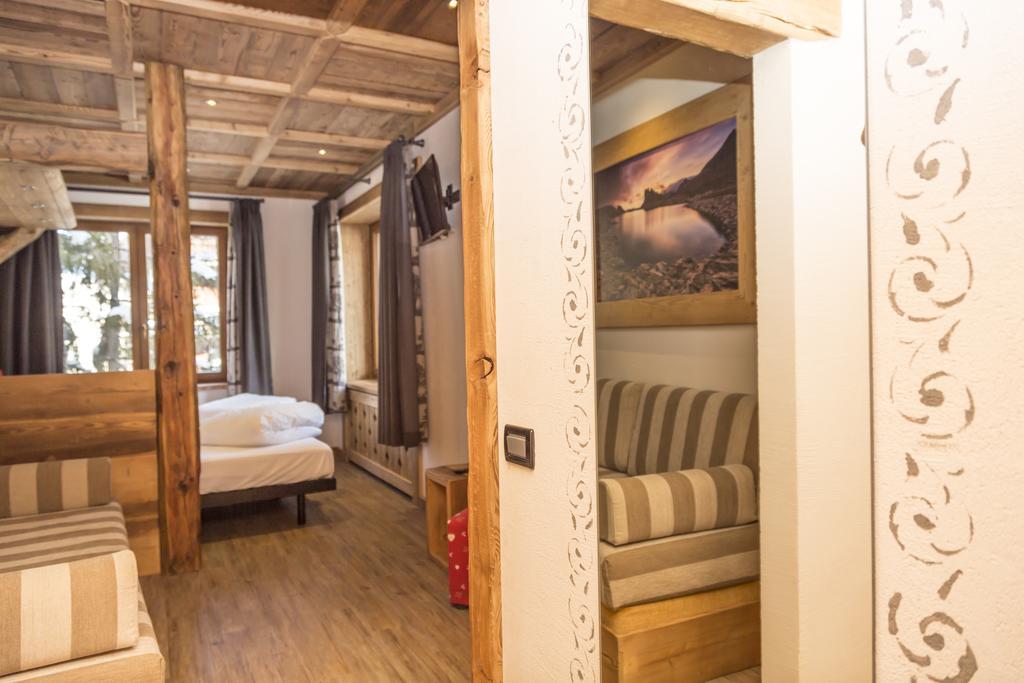Hotel Sauze เซาเซดุลซ์ ภายนอก รูปภาพ