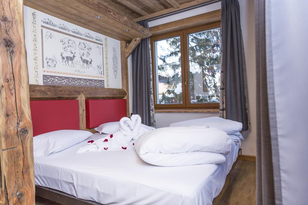 Hotel Sauze เซาเซดุลซ์ ภายนอก รูปภาพ